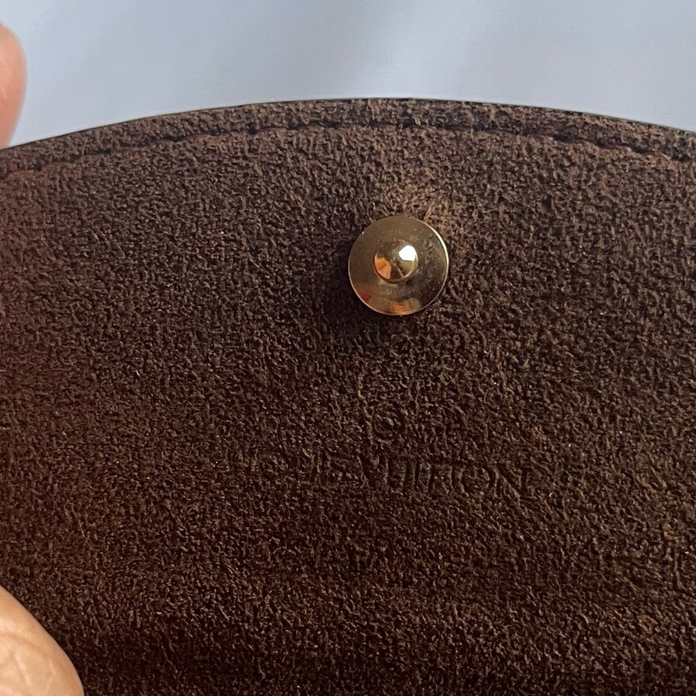 Louis Vuitton Damier Ebene Cuff Links Case - Picture 7 of 8